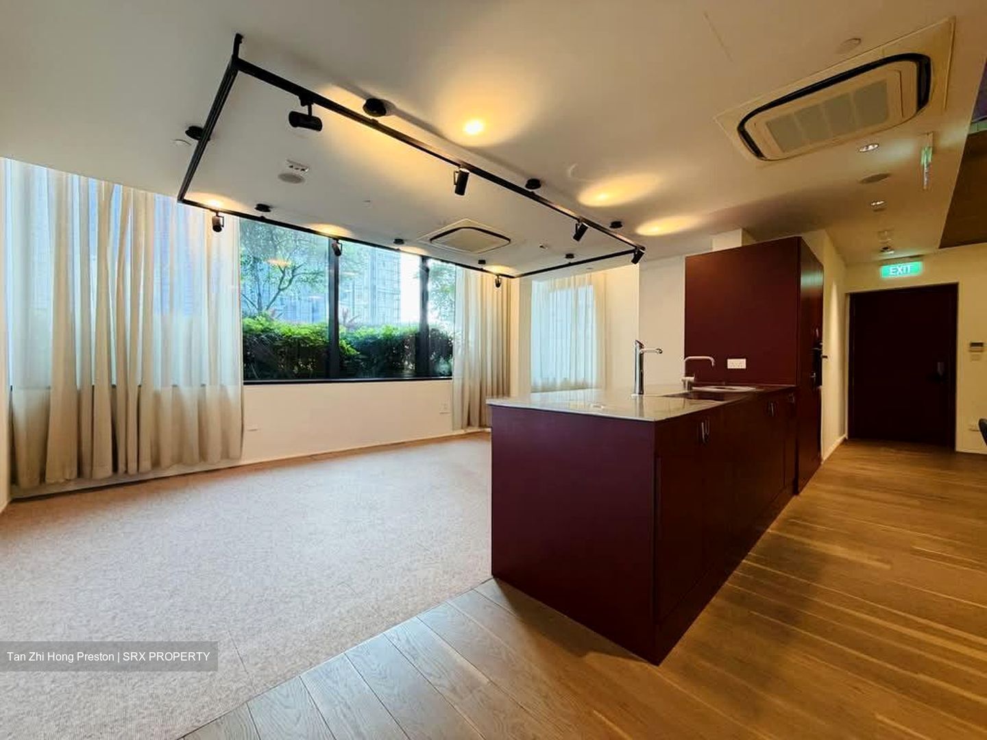 Tahir Building (D1), Office #577720331
